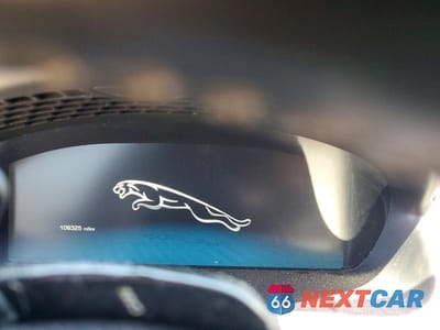 Zdjęcie 9 z 12 samochodu: 2011 JAGUAR XJ VIN:SAJWA1CB3BLV08217 - miniatura