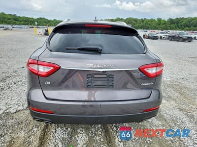 Zdjęcie 6 z 13 samochodu: 2018 MASERATI LEVANTE VIN:ZN661XUAXJX297241 - miniatura
