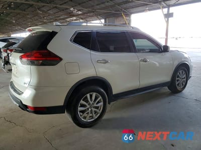 Trzecie zdjęcie samochodu z tyłu: 2017 NISSAN ROGUE SV VIN:JN8AT2MT1HW387635 - miniatura