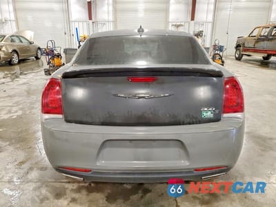 Zdjęcie 6 z 12 samochodu: 2019 CHRYSLER 300 S VIN:2C3CCABG4KH634094 - miniatura