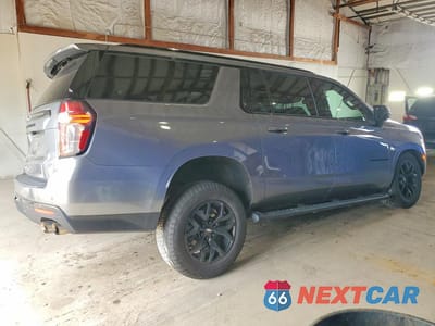 Trzecie zdjęcie samochodu z tyłu: 2022 CHEVROLET SUBURBAN K1500 Z71 VIN:1GNSKDKL4NR118810 - miniatura