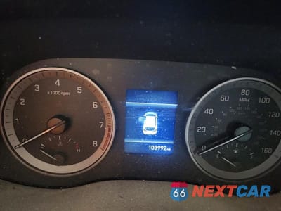 Zdjęcie 9 z 13 samochodu: 2020 HYUNDAI TUCSON VALUE VIN:KM8J33A49LU214542 - miniatura