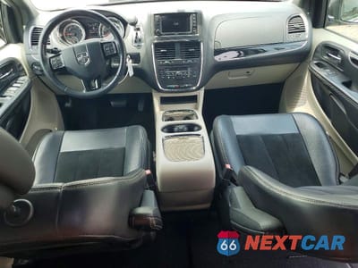 Zdjęcie 8 z 14 samochodu: 2017 DODGE GRAND CARAVAN SXT VIN:2C4RDGCG3HR696450 - miniatura