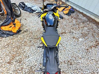 Zdjęcie 6 z 9 samochodu: 2024 SUZUKI GSX800 F VIN:JS1EM13BXR7100912 - miniatura
