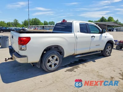 Trzecie zdjęcie samochodu z tyłu: 2008 TOYOTA TUNDRA SR5 VIN:5TBBT54108S459210 - miniatura