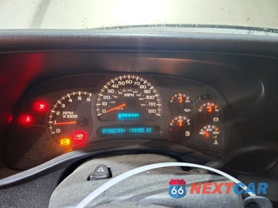 Zdjęcie 9 z 12 samochodu: 2004 CHEVROLET SILVERADO K1500 VIN:2GCEK19V841130493 - miniatura