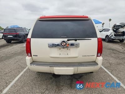 Zdjęcie 6 z 13 samochodu: 2009 CADILLAC ESCALADE VIN:1GYFC13239R222281 - miniatura