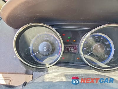 Zdjęcie 9 z 12 samochodu: 2011 HYUNDAI SONATA VIN:5NPEC4AC5BH240809 - miniatura