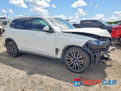 Czwarte zdjęcie samochodu z boku: 2024 BMW X5 SDRIVE 40I VIN:5UX13EU04R9W11580 - miniatura