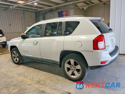 Drugie zdjęcie samochodu z przodu: 2011 JEEP COMPASS SPORT VIN:1J4NF1FBXBD278624 - miniatura