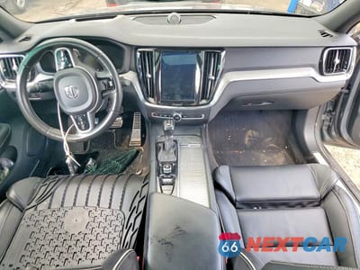 Zdjęcie 8 z 12 samochodu: 2019 VOLVO S60 T6 R-DESIGN VIN:7JRA22TM9KG003872 - miniatura