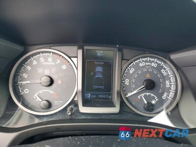 Zdjęcie 9 z 12 samochodu: 2018 TOYOTA TACOMA TRD OFF-ROAD VIN:5TFCZ5AN7JX122079 - miniatura