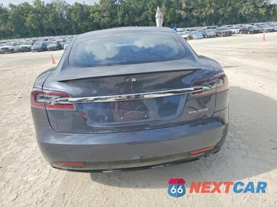 Zdjęcie 6 z 12 samochodu: 2019 TESLA MODEL S VIN:5YJSA1E43KF331263 - miniatura