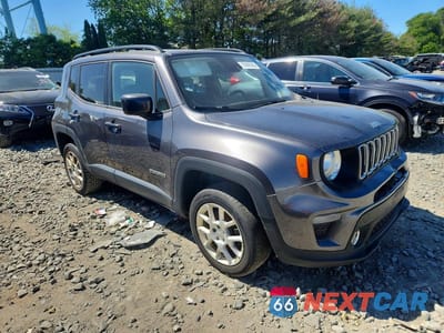 Czwarte zdjęcie samochodu z boku: 2020 JEEP RENEGADE LATITUDE VIN:ZACNJBBB1LPM02439 - miniatura
