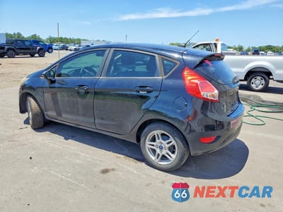 Drugie zdjęcie samochodu z przodu: 2019 FORD FIESTA SE VIN:3FADP4EJ9KM100836 - miniatura