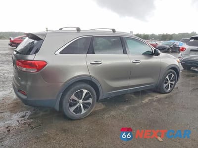 Trzecie zdjęcie samochodu z tyłu: 2016 KIA SORENTO EX VIN:5XYPH4A54GG121305 - miniatura