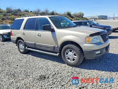 Czwarte zdjęcie samochodu z boku: 2006 FORD EXPEDITION XLT VIN:1FMFU16546LA05549 - miniatura