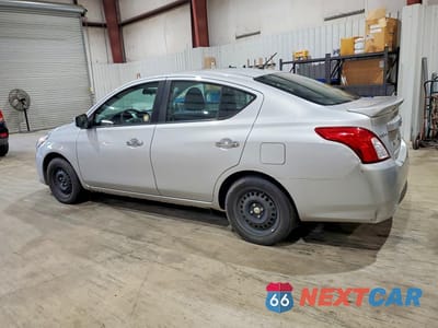 Drugie zdjęcie samochodu z przodu: 2019 NISSAN VERSA SV VIN:3N1CN7AP7KL880464 - miniatura