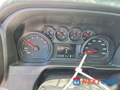Zdjęcie 9 z 13 samochodu: 2026 CHEVROLET SILVERADO K1500 VIN:3GCPKAEK6TG328628 - miniatura