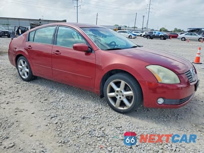 Czwarte zdjęcie samochodu z boku: 2004 NISSAN MAXIMA VIN:1N4BA41E74C898145 - miniatura