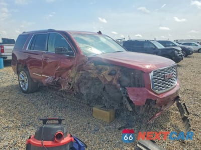 Czwarte zdjęcie samochodu z boku: 2020 GMC YUKON DENALI VIN:1GKS1CKJ4LR168144 - miniatura