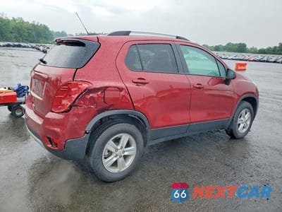 Trzecie zdjęcie samochodu z tyłu: 2022 CHEVROLET TRAX 1LT VIN:KL7CJPSM4NB548093 - miniatura