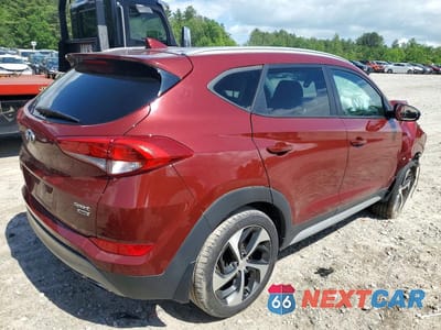 Trzecie zdjęcie samochodu z tyłu: 2018 HYUNDAI TUCSON SPORT VIN:KM8J3CAL9JU790720 - miniatura