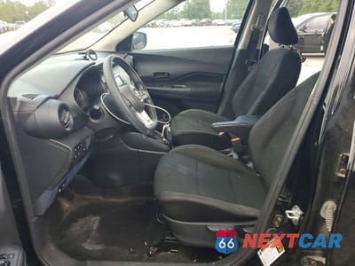Zdjęcie 7 z 12 samochodu: 2022 NISSAN KICKS S VIN:3N1CP5BV3NL492129 - miniatura