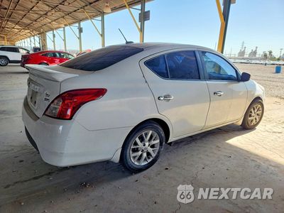Trzecie zdjęcie samochodu z tyłu: 2017 NISSAN VERSA 1.6 S VIN:3N1CN7AP5HL856382 - miniatura