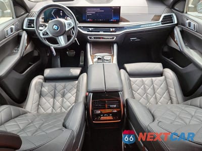Zdjęcie 8 z 12 samochodu: 2025 BMW X6 XDRIVE40I VIN:5UX33EX05S9X22911 - miniatura