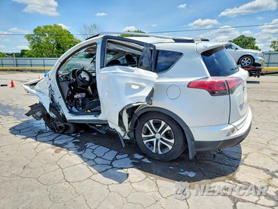 Drugie zdjęcie samochodu z przodu: 2017 TOYOTA RAV4 LE VIN:JTMZFREV9HJ707909 - miniatura
