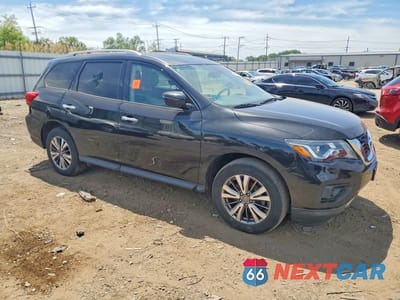 Czwarte zdjęcie samochodu z boku: 2019 NISSAN PATHFINDER S VIN:5N1DR2MM6KC642705 - miniatura