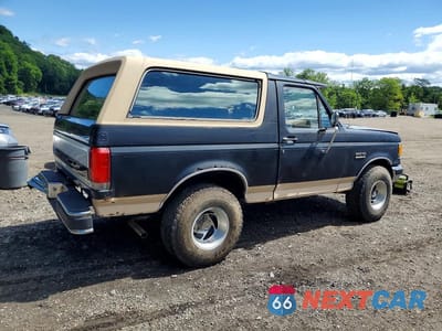 Trzecie zdjęcie samochodu z tyłu: 1991 FORD BRONCO U100 VIN:1FMEU15H1MLA09532 - miniatura