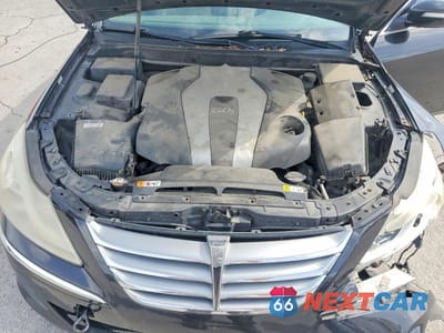Zdjęcie 11 z 12 samochodu: 2013 HYUNDAI GENESIS 3.8L VIN:KMHGC4DD1DU243112 - miniatura