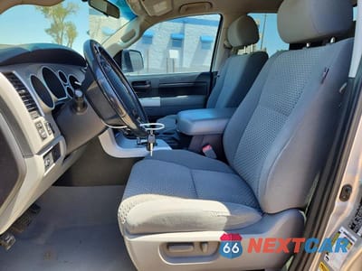 Zdjęcie 7 z 13 samochodu: 2007 TOYOTA TUNDRA DOUBLE CAB SR5 VIN:5TFRT54197X013314 - miniatura