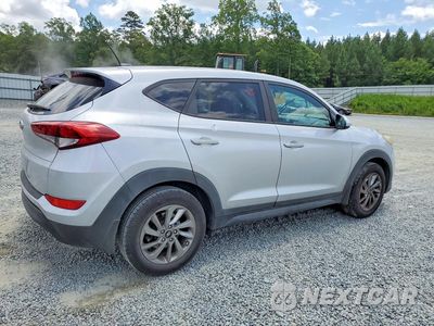 Trzecie zdjęcie samochodu z tyłu: 2016 HYUNDAI TUCSON SE VIN:KM8J23A42GU161644 - miniatura