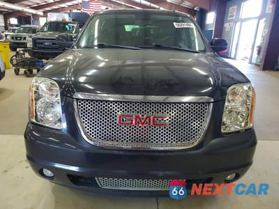 Piąte zdjęcie samochodu w środku: 2011 GMC YUKON XL DENALI VIN:1GKS2MEF6BR274166 - miniatura