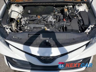 Zdjęcie 11 z 12 samochodu: 2020 TOYOTA CAMRY LE VIN:4T1C11AK1LU938386 - miniatura