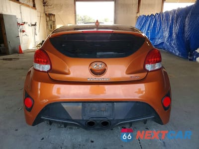 Zdjęcie 6 z 12 samochodu: 2013 HYUNDAI VELOSTER TURBO VIN:KMHTC6AE7DU143328 - miniatura