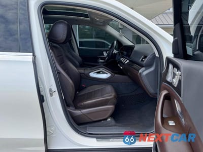 Piąte zdjęcie samochodu w środku: 2020 MERCEDES-BENZ GLS 580 4MATIC VIN:4JGFF8GE1LA218323 - miniatura
