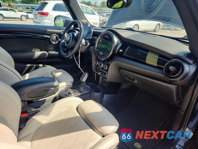 Zdjęcie 8 z 12 samochodu: 2020 MINI COOPER SE VIN:WMWXP3C01L2M28544 - miniatura