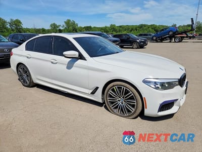 Czwarte zdjęcie samochodu z boku: 2020 BMW 540 XI VIN:WBAJS3C08LCE05666 - miniatura