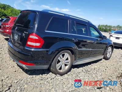 Trzecie zdjęcie samochodu z tyłu: 2010 MERCEDES-BENZ GL 450 4MATIC VIN:4JGBF7BE1AA572923 - miniatura