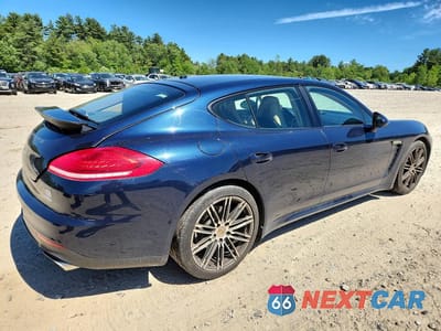Trzecie zdjęcie samochodu z tyłu: 2016 PORSCHE PANAMERA 2 VIN:WP0AA2A72GL003550 - miniatura