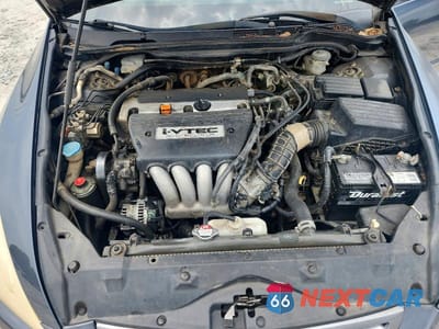 Zdjęcie 11 z 12 samochodu: 2004 HONDA ACCORD EX VIN:1HGCM56634A100444 - miniatura