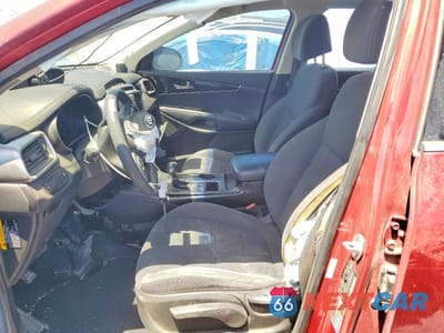 Zdjęcie 7 z 14 samochodu: 2017 KIA SORENTO LX V6 VIN:5XYPG4A59HG272709 - miniatura
