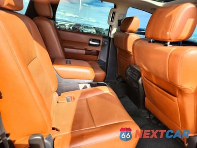 Zdjęcie 11 z 13 samochodu: 2016 TOYOTA SEQUOIA PLATINUM VIN:5TDDY5G15GS127856 - miniatura