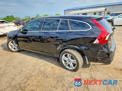 Drugie zdjęcie samochodu z przodu: 2015 VOLVO V60 PREMIER VIN:YV140MEKXF1267873 - miniatura