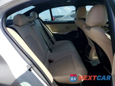 Zdjęcie 10 z 12 samochodu: 2025 BMW 330I VIN:3MW69CW01S8F32453 - miniatura
