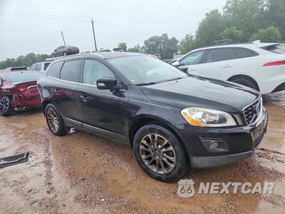 Czwarte zdjęcie samochodu z boku: 2010 VOLVO XC60 T6 VIN:YV4992DZ4A2023009 - miniatura